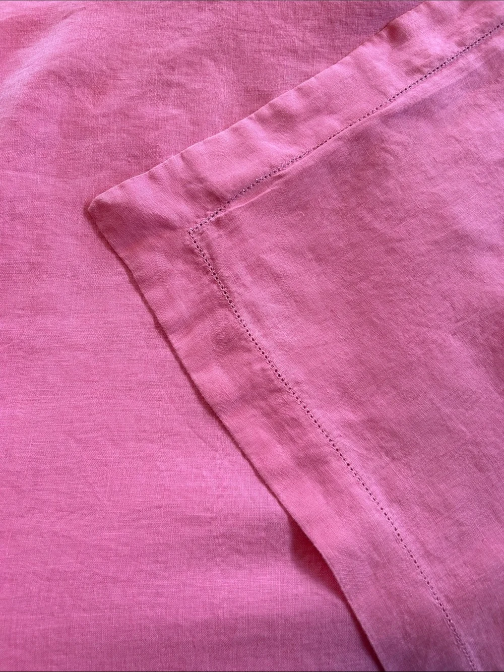 Set of 2 Pottery Barn Linen Euro Shams Pink Classic Hemstitch Border 26x26